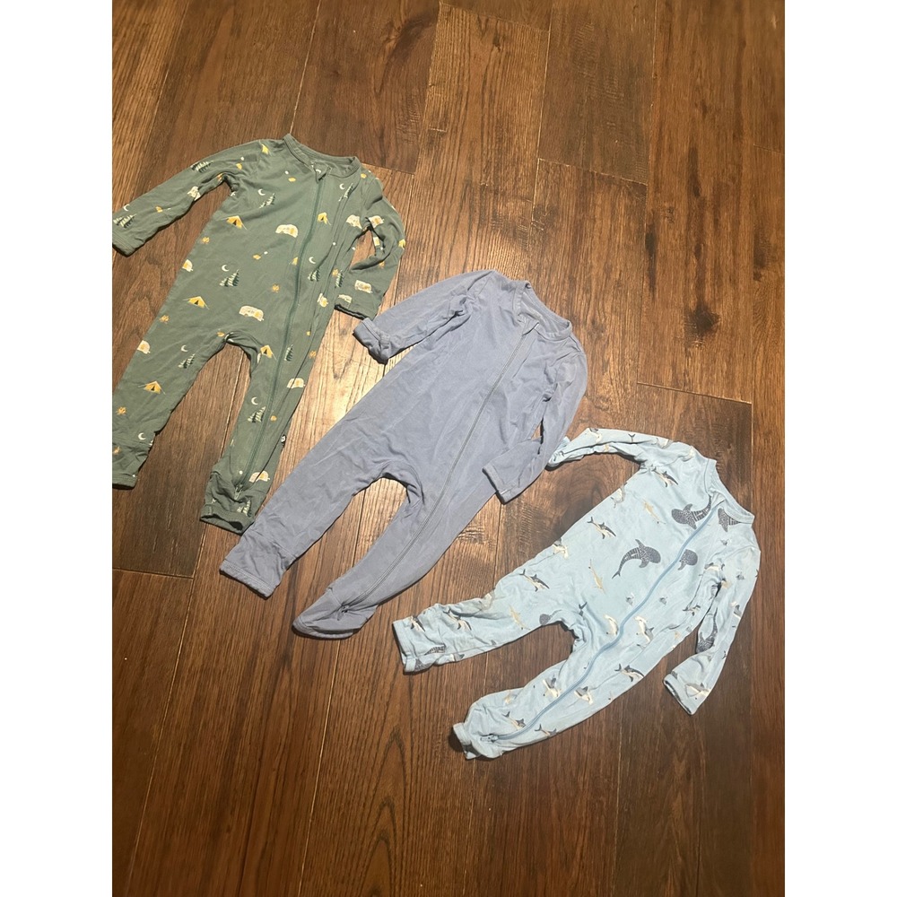 Kyte Baby Bamboo Zipper Romper Bundle 12-18M Camping Shark Blue Green 3 Pack